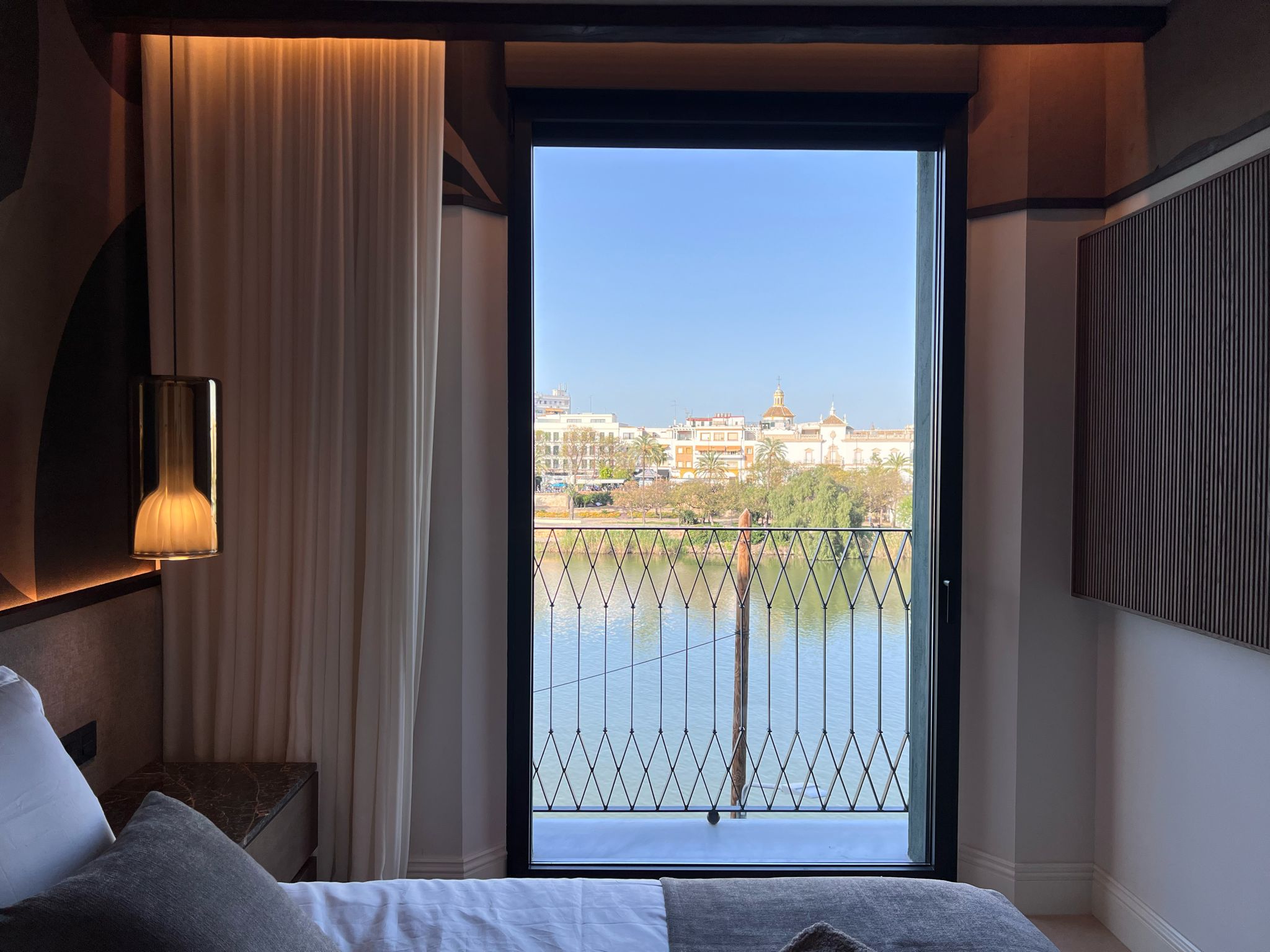 SUITE CASAKARY